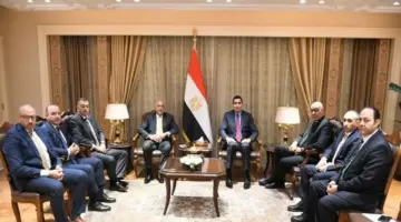 إعلامي: وزير الشباب والرياضة يرفض استقالة مجلس الزمالك بشكل حاسم